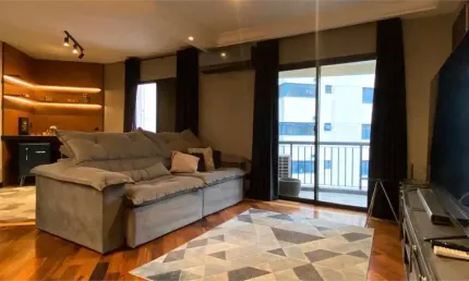 Apartamento à venda andar alto de 'porteira fechada!!! 2 dormitórios com 1 suite, 2 vagas, terraço, reformado!