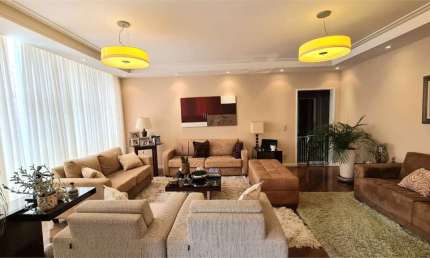 Apartamento 4 dormitórios, 1 suite, 4 banheiros, 3 salas, área de serviço, 2 vagas