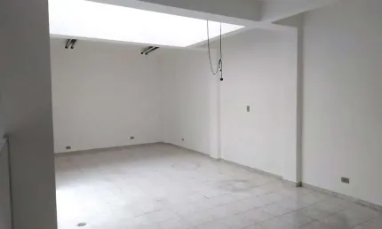 Casa comercial à venda na Rua Tapes, --, Jardim Aeroporto, São Paulo