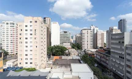 Apartamento com 3 quartos à venda na Rua Tabapuã, --, Itaim Bibi, São Paulo