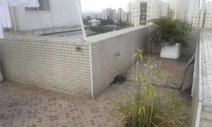 COBERTURA NA ACLIMAÇÃO EM RUA PARTICULAR COM SEGURANÇA 24HS  03 DORMITORIOS -01 SUITE E 01 VAGA