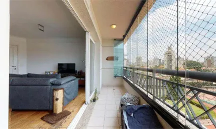 Vila mariana!!!ótimo condomínio.  116 m² de área útil. 3 dorm, sendo 1 suíte,sala com varanda, 2 vag