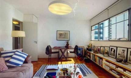 Charmoso apartamento no Jardim Paulista , 2 quartos e 1 vaga com living 2 ambientes.