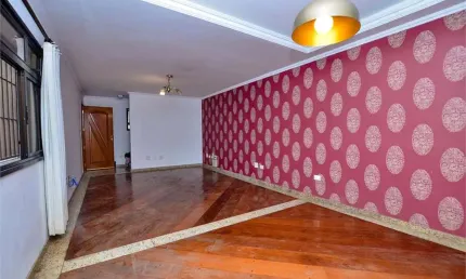SOBRADO NA ACLIMAÇÃO - 03 SUITES E 02 VAGAS - 450MTS DO PARQUE DA ACLIMAÇÃO.