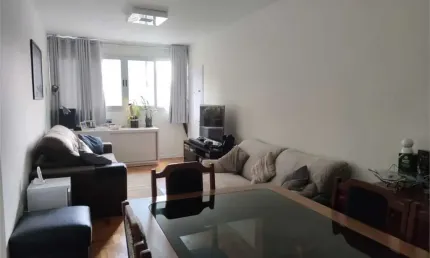 Apartamento próximo ao Mackenzie com 2 dormitórios, 2 banheiros e quarto de serviço.