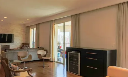 Apartamento amplo a venda no campo belo, estilo neoclássico - torre única.