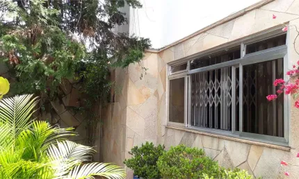 Casa com 4 quartos à venda na Rua Laurindo Rabelo, --, Vila Mariana, São Paulo