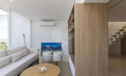 Apartamento com 2 quartos à venda na Rua Mourato Coelho, --, Pinheiros, São Paulo
