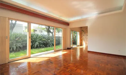 Casa com 3 quartos à venda na Rua Iraúna, --, Moema, São Paulo