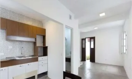 Casa a Venda na Vila Olímpia com 4 quartos sendo duas suítes e 1 vaga de garagem.