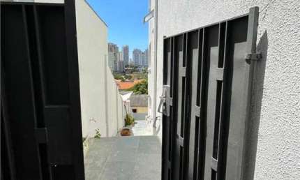 Sobrado a Venda-Oportunidade Única na Vila Mariana. Imóvel de excelente qualidade. Não perca.