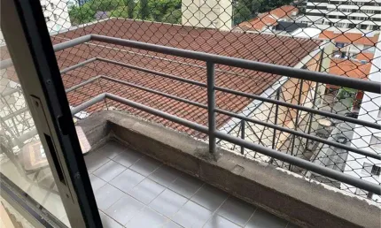 Apartamento com 3 dormitórios e 2 vagas na Vila Olímpia