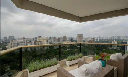 Maravilhoso apartamento altíssimo padrão na melhor quadra da rua Tucumã