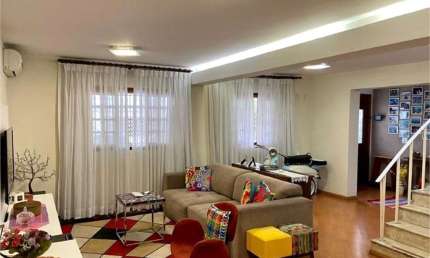 Casa com 3 quartos à venda na Rua Maria Noschese, --, Moema, São Paulo