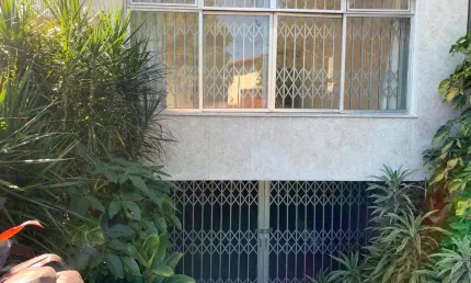 Excelente Sobrado à venda  153 m² área construída com 3 dormitórios 5 vagas. Agende Visita!!