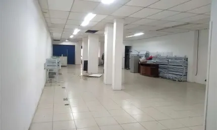 Casa comercial para alugar na Avenida Pavão, --, Moema, São Paulo