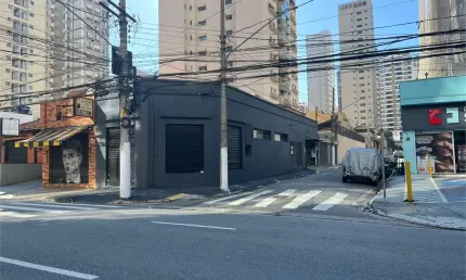 Casa comercial à venda na Alameda dos Maracatins, --, Moema, São Paulo