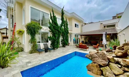 Casa em Condomínio 4 dormitórios 4 suítes 4 vagas no Morumbi!!!