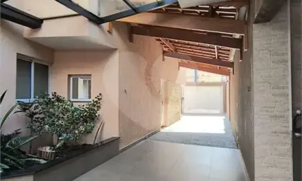 Casa com 3 quartos à venda na Rua Albina Barbosa, --, Aclimação, São Paulo