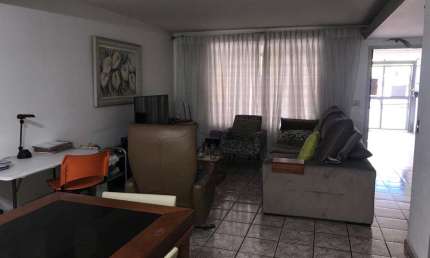 Ótimo sobrado com edícula. 164m² . 3 domritórios . 4 vagas . Brooklin
