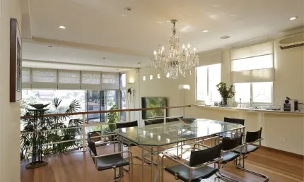 Casa de alto padrão à venda com 4 suites no Pacaembu com vista total estilo moderna