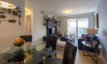 Belíssimo apartamento no alto de pinheiros, com decoração bem moderna e elegante,