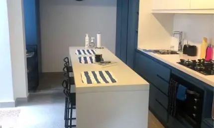 Sobrado no pacaembu com 3 quartos, 1 suíte e uma vaga de garagem.