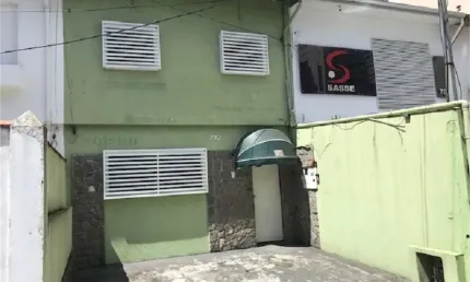 Sobrado comercial à venda no miolo da Vila Olímpia, já alugado!