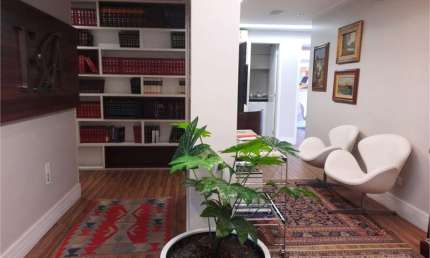 5 Salas Comerciais Unificadas para Locação por R$ 20.000,00 / Na melhor rua do Itaim