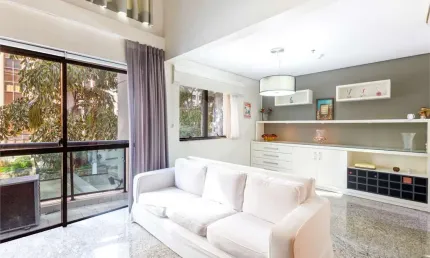 Apartamento duplex em Moema 70m2 , 2 dormitórios e  1 vaga