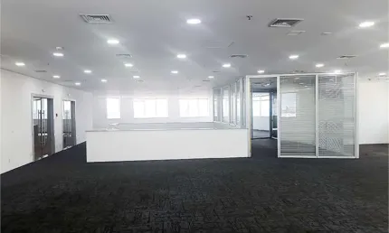 Excelente Conj. Comercial Duplex com 748,64m² em frente ao Shopping Paulista!