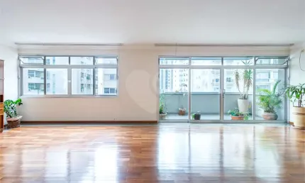 Apartamento com 3 quartos à venda na Alameda Franca, --, Jardim América, São Paulo