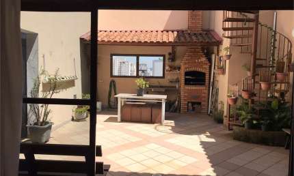 Cobertura com 358 m², em uma rua privilegiada de Moema,. GRANDE OPORTUNIDADE.