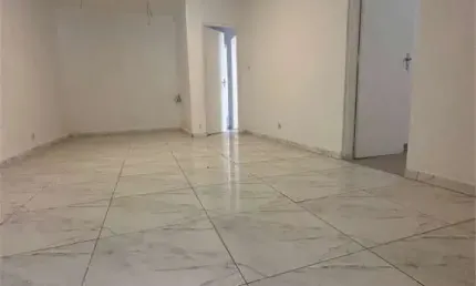 Casa térrea com 131m² no brooklin, com sala ampla, 3 dorms, 1 suíte e 2 vagas