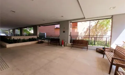 Sala alto nível em Pinheiros Sala com 2 vagas na Teodoro Sampaio Sala ao lado das estações de metrô