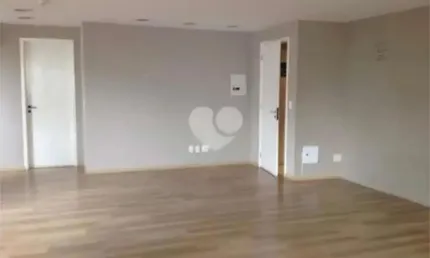 Sala Comercial para Locação, na região da Av. Paulista, c/ 55 m2.