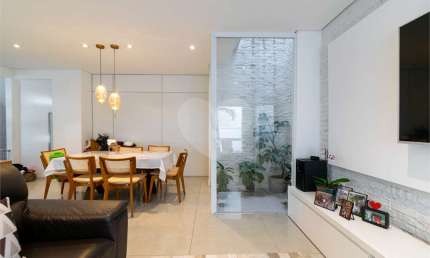 Casa comercial à venda na Avenida Sabiá, --, Moema, São Paulo