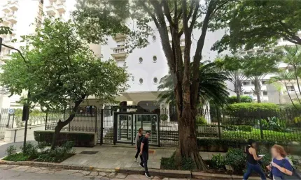 Amplo Apartamento de 03 dormitórios, 01 suíte, 02 banheiros, 01 lavabo e Sala Ampla de 2 Ambientes!!