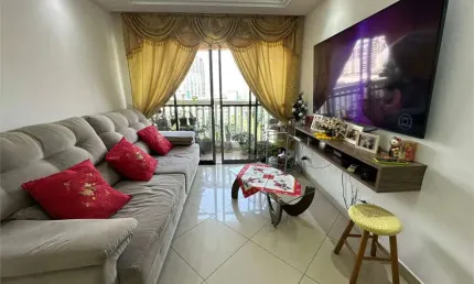 Apartamento à venda de 83 m² em Perdizes com 3 quartos sendo 1 suíte e 2 vagas.