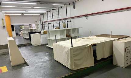 Itaim Bibi- Galpão comercial com vão livre de 410m², localização impecável