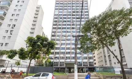 Salas comerciais linda , toda reformada nos jardins