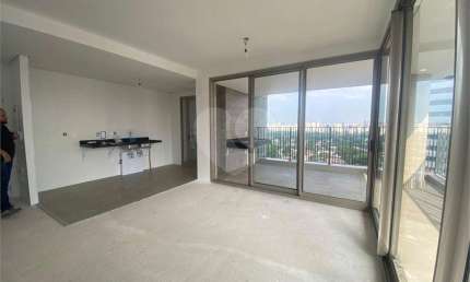 Apartamento em Pinheiros para venda com 115 m², 2 vagas, lazer!