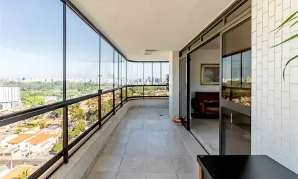 Apartamento à venda nos Jardins com vista para o Ibirapuera