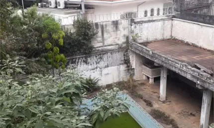 Imóvel em bairro nobre da Cidade Jardim ao lado do Jockey Club terreno com 450 m2