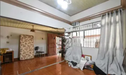 Casa grande com 6 quartos, sendo 3 suítes com 180m² e 3 vagas!!