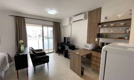 Apartamento tipo Studio ao lado do Shopping Morumbi.