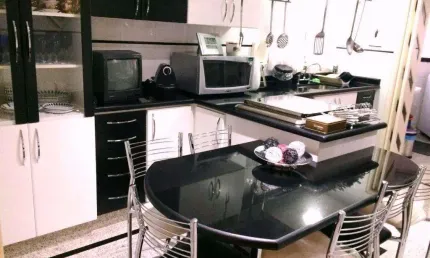 Apartamento na Saúde 126m²    3 dorm/3vagas Aceita permuta por imóvel na praia