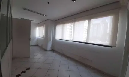 Sala comercial para alugar na Avenida Vereador José Diniz, --, Santo Amaro, São Paulo