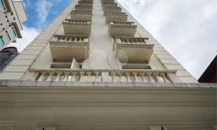 Apartamento com 3 quartos à venda na Rua Traipu, --, Pacaembu, São Paulo