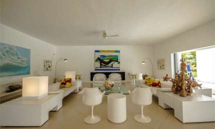 Casa para venda na Praia de Pernambuco com vista para o Golfe Club com 7 suítes, 2.200m²,